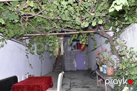 Satılır 4 otaqlı həyət evi/bağ evi 130 m²