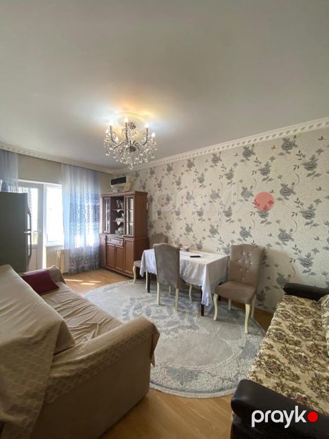 Satılır 2 otaqlı köhnə tikili 45 m²