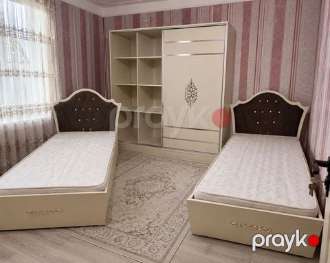 İki eded bazali matrasli kravat. Dolab. 330azn hamisi bir yerde ünvan
