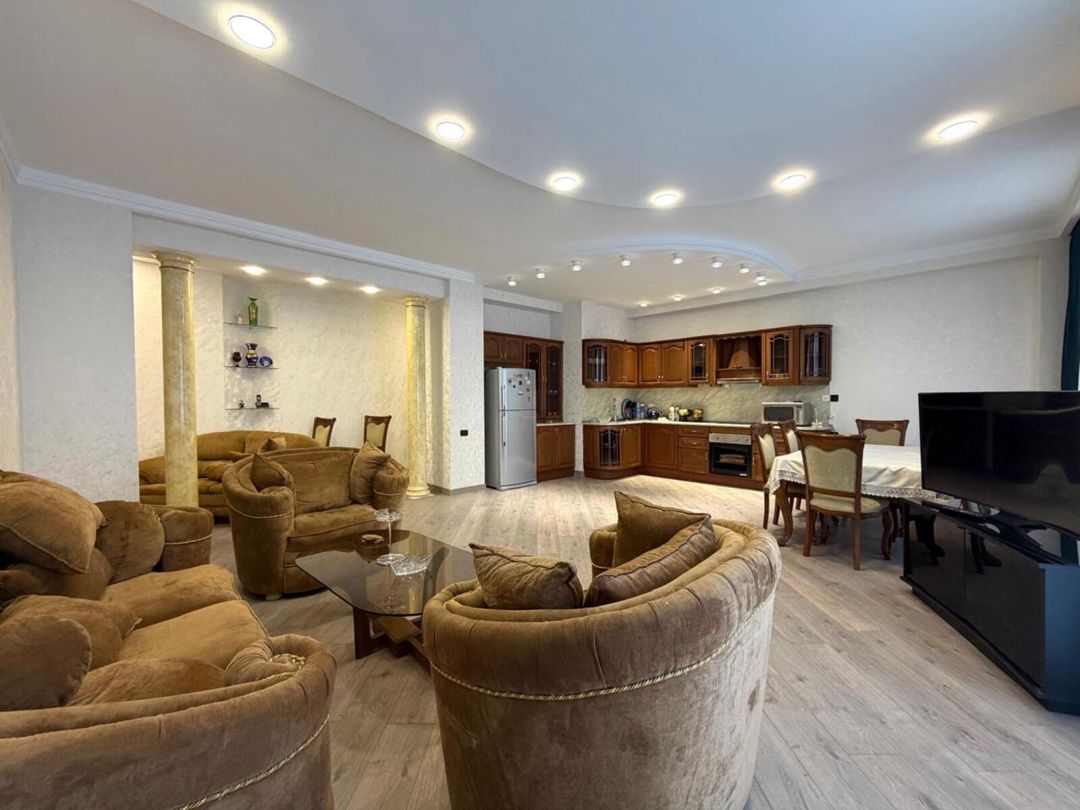 İcarəyə verilir 3 otaqlı yeni tikili 116 m² — Mənzil, Bakı (4)