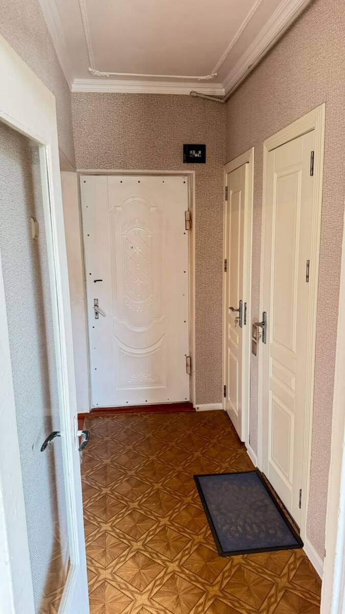 Satılır 2 otaqlı köhnə tikili 55 m² — Mənzil, Bakı (3)