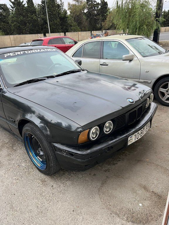 BMW 525, 2.5 L, 1990 il, 259 900 km — Avtomobillər, Bakı (2)