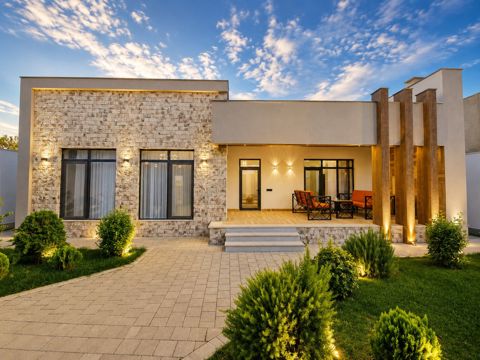 İcarəyə verilir 4 otaqlı həyət evi/bağ evi 280 m² — Bakı