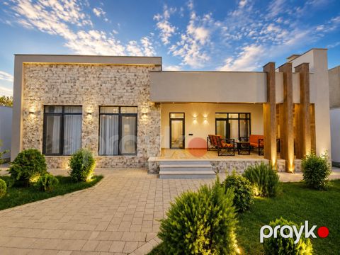 İcarəyə verilir 4 otaqlı həyət evi/bağ evi 280 m²