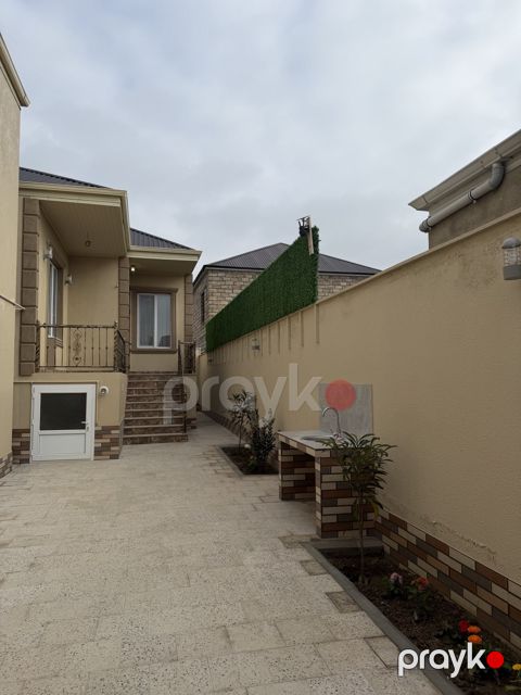 Satılır 4 otaqlı həyət evi/bağ evi 85 m² — Bakı