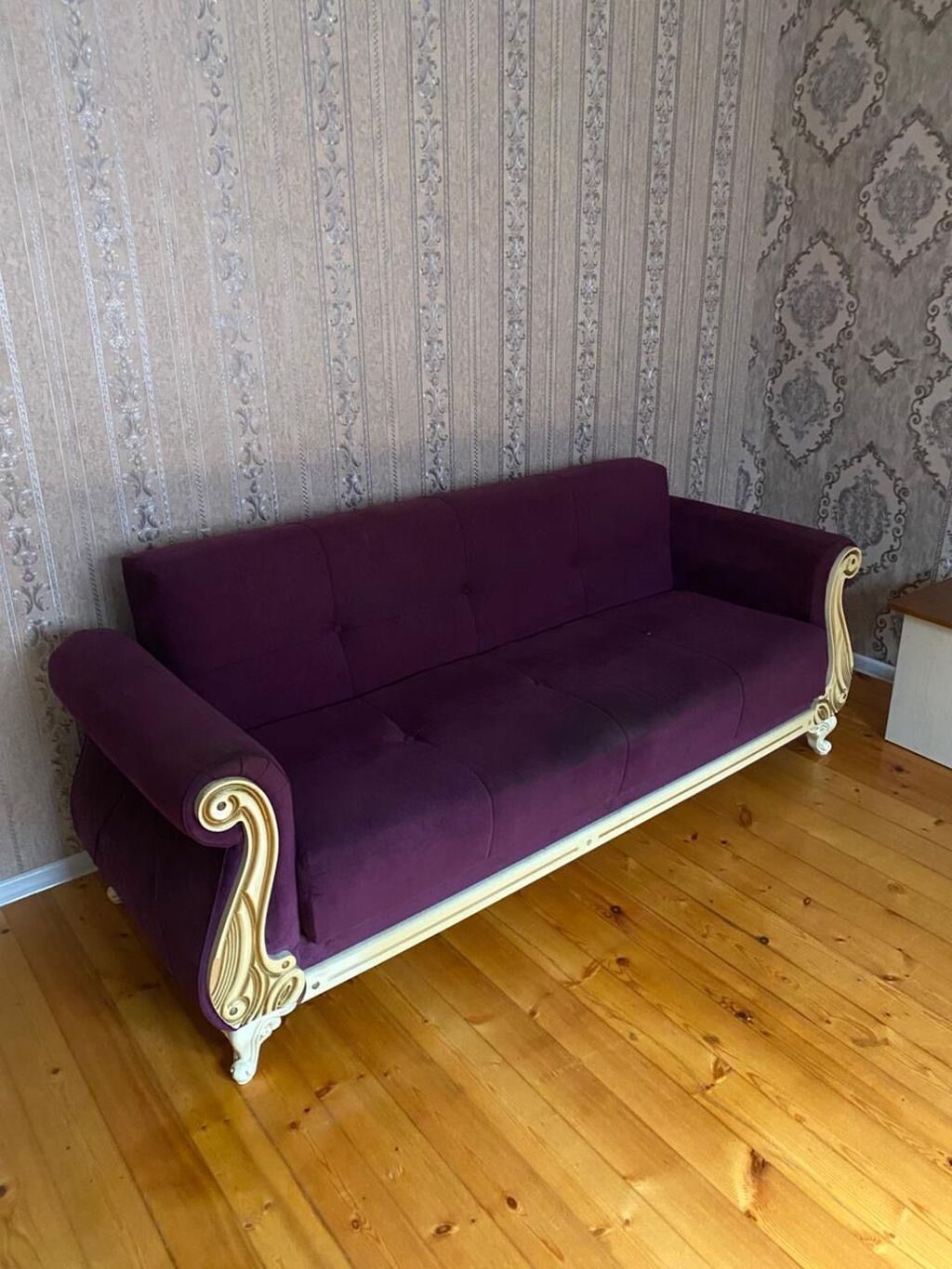 Divan 80 azn çox təculi satlır Xezer bagları cırag restoranın arxası — Mebel, Bakı