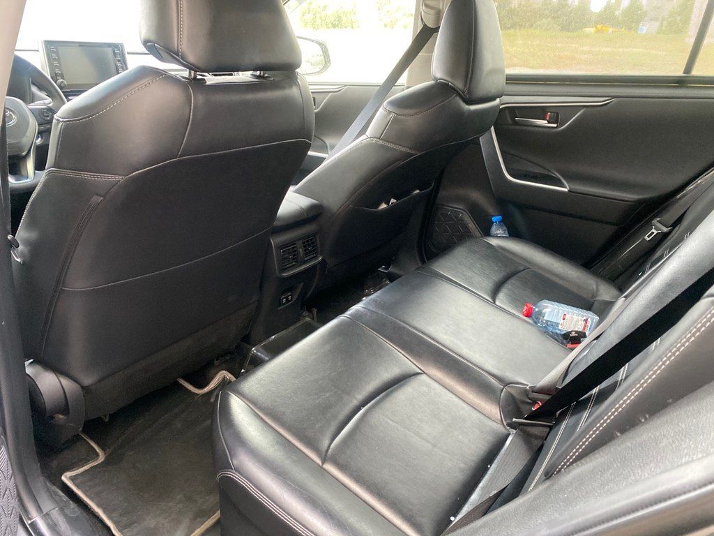 Toyota RAV4, 2.5 L, 18.1 kWh, 2019 il, 130 000 km — Avtomobillər, Bakı (8)