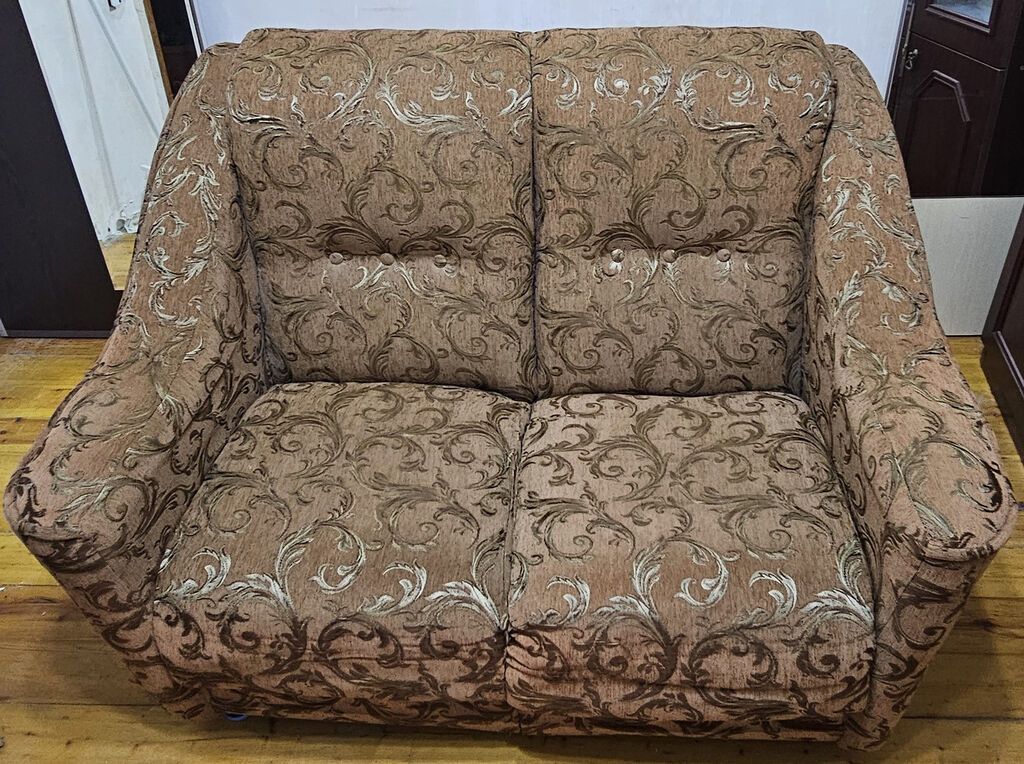 Divan, İşlənmiş, Açılmayan, Bazasız, Parça, Çatdırılma yoxdur — Mebel, Bakı (2)