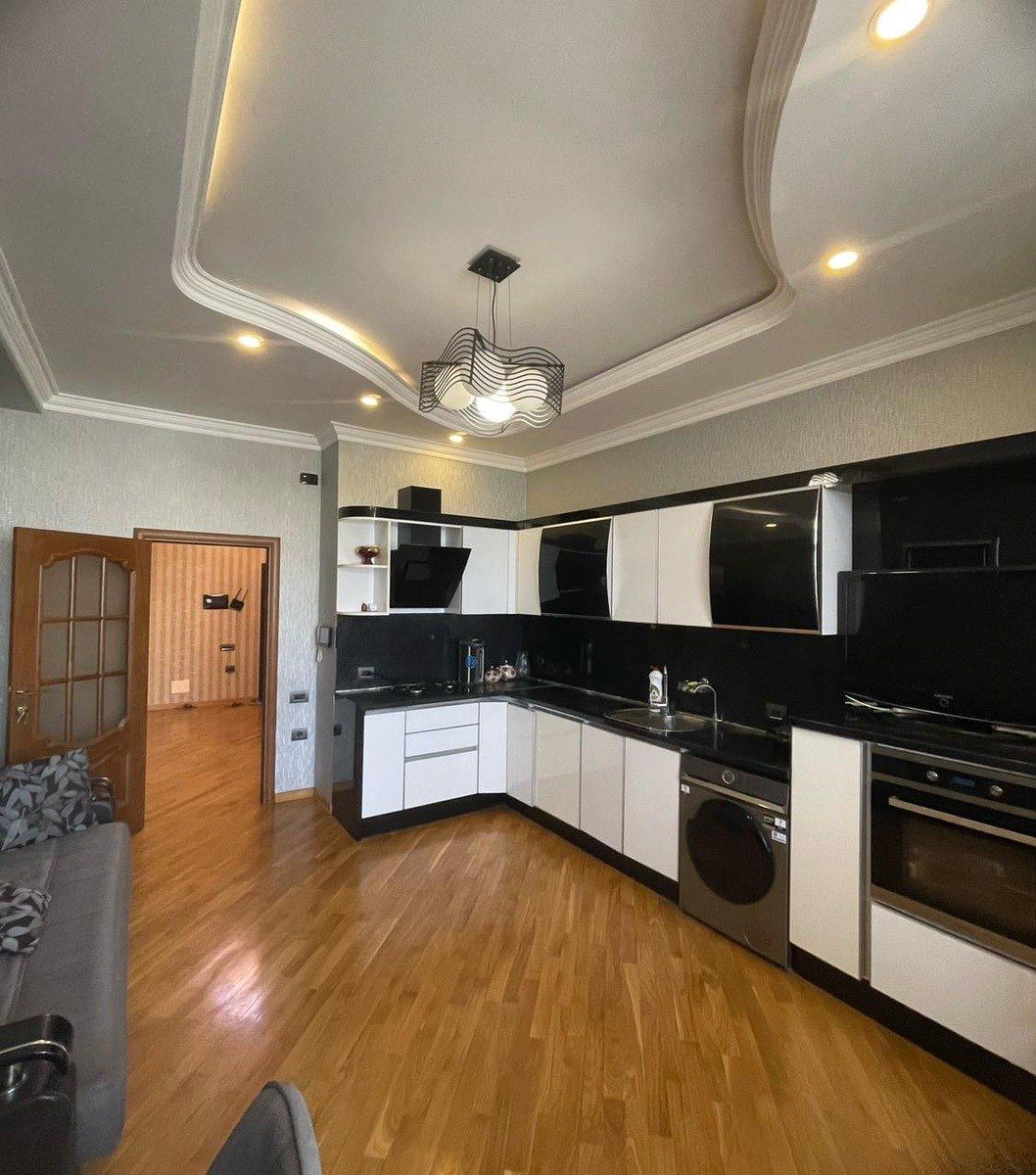 Satılır 4 otaqlı yeni tikili 170 m² — Mənzil, Bakı (9)