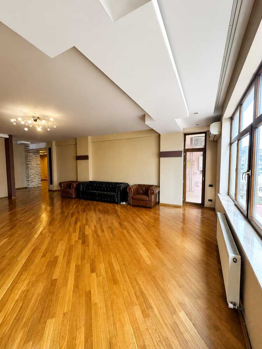 Satılır 4 otaqlı yeni tikili 230 m² — Mənzil, Bakı (9)