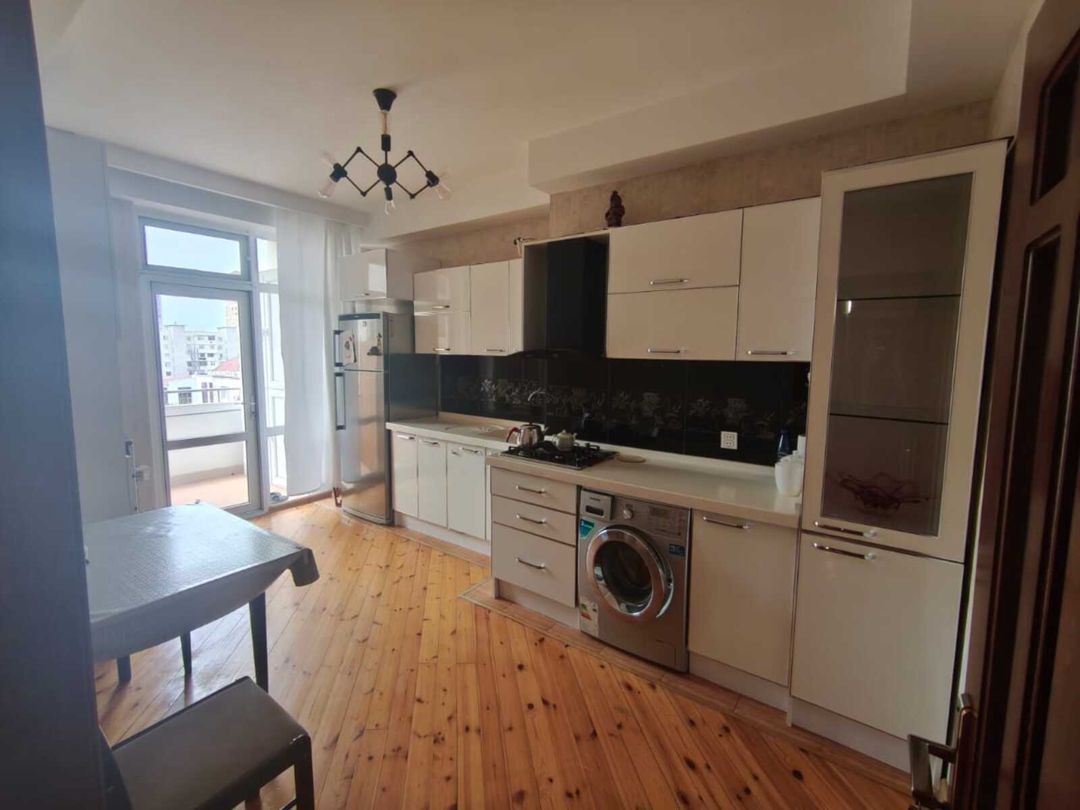 İcarəyə verilir 3 otaqlı yeni tikili 120 m² — Mənzil, Bakı (11)