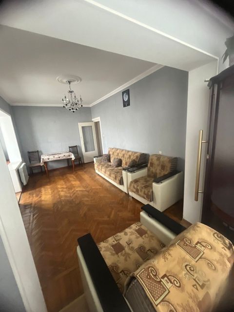 İcarəyə verilir 2 otaqlı köhnə tikili 60 m² — Bakı