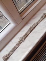 Zirək qaşlı parlaq kəmər - Material: gümüşü rəngli metal əsas — Smart home