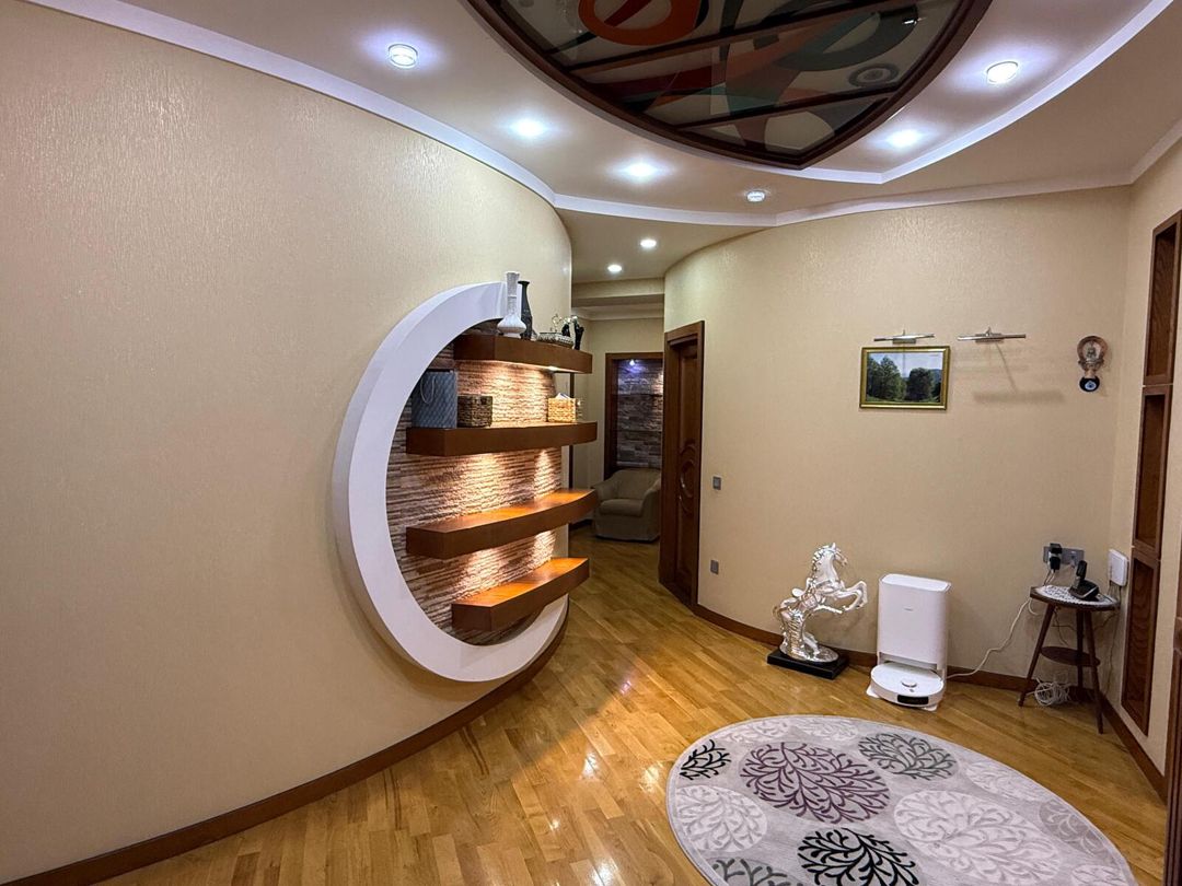 4-otaqlı yeni tikili, Q.Qarayev m., 154 m² — Mənzil, Bakı (4)