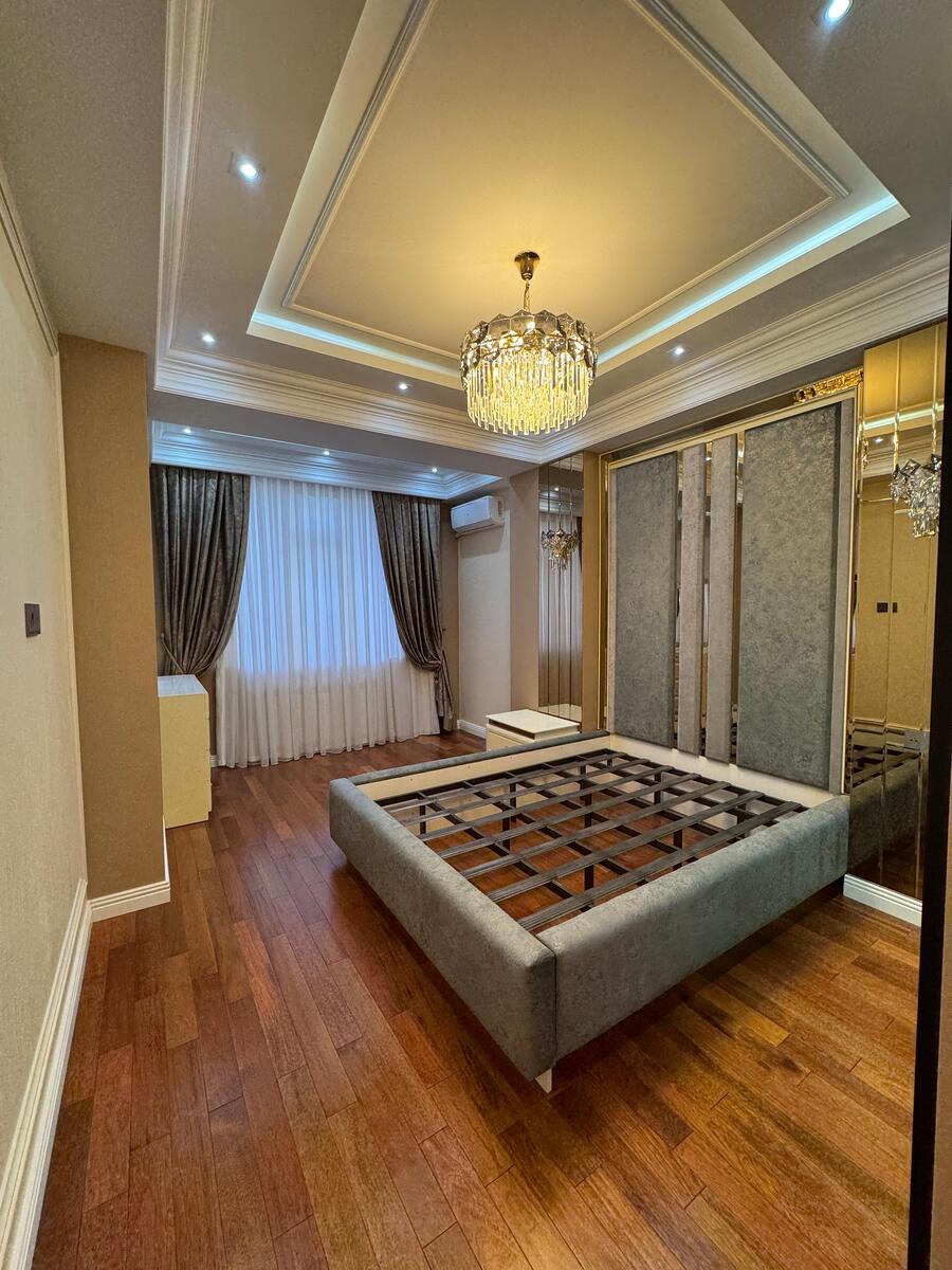 Satılır 4 otaqlı yeni tikili 167 m² — Mənzil, Bakı (6)