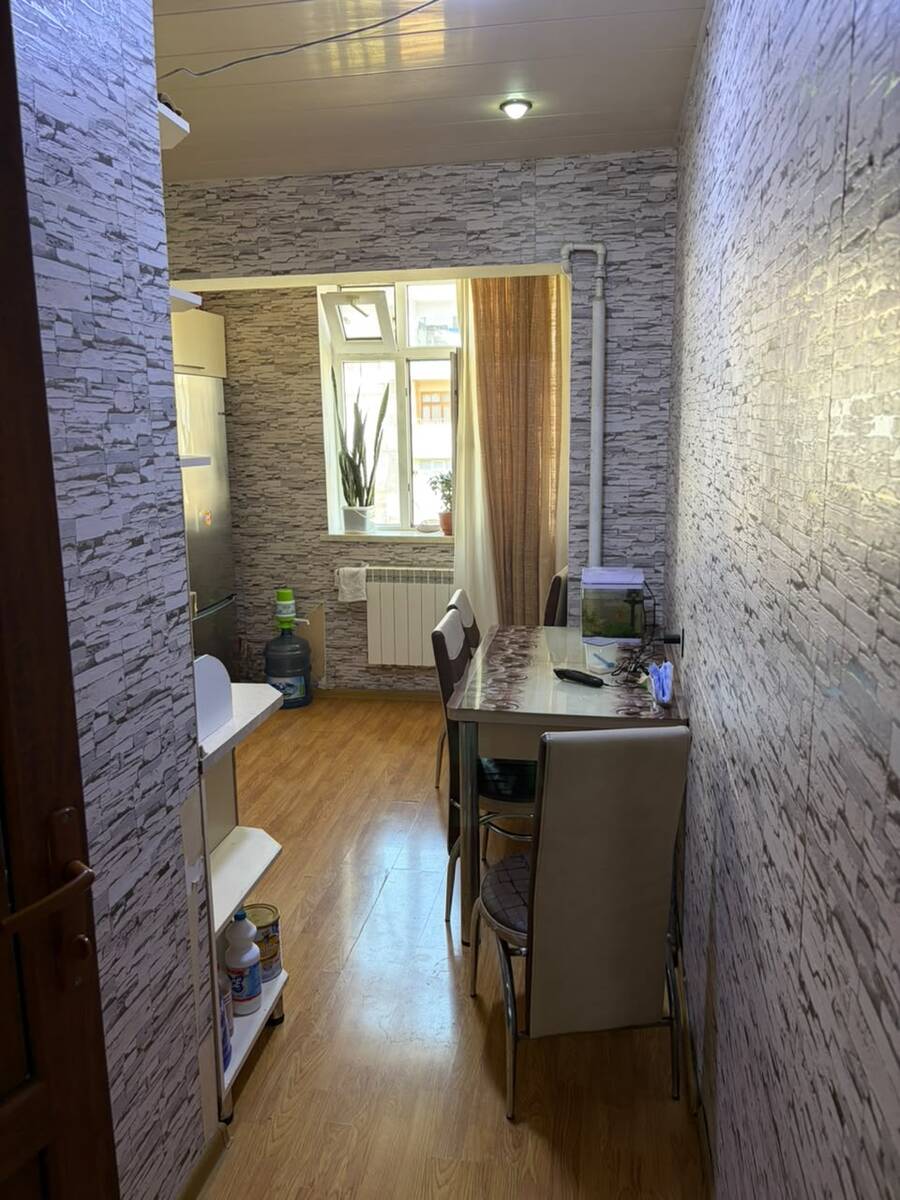Satılır 4 otaqlı köhnə tikili 100 m² — Mənzil, Bakı (8)