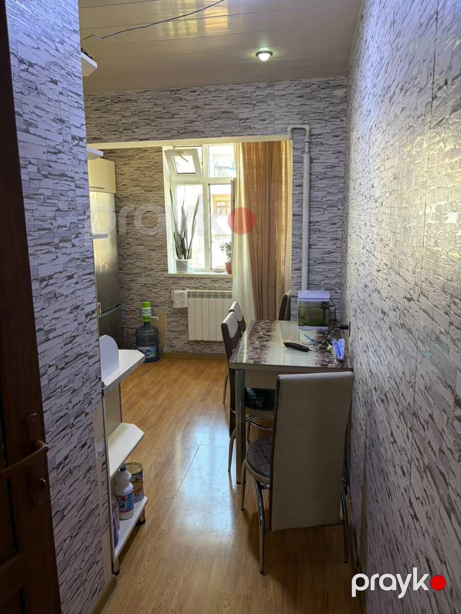 Satılır 4 otaqlı köhnə tikili 105 m² — Mənzil, Bakı (10)