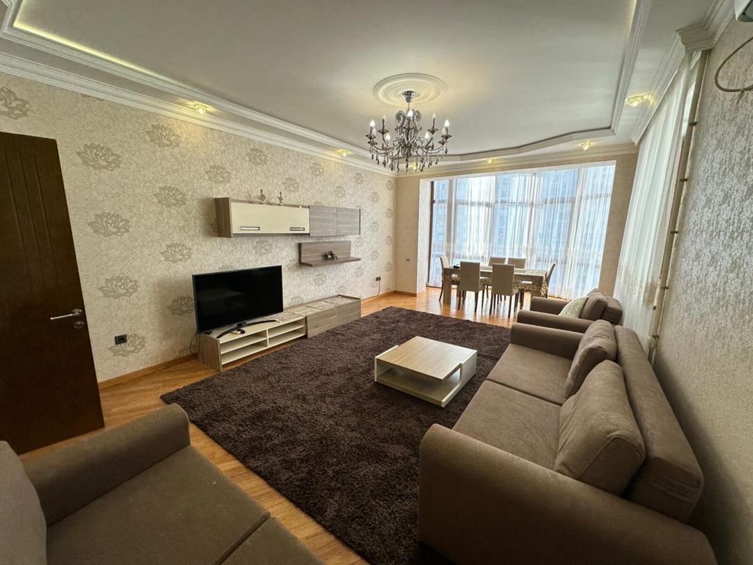 2-otaqlı yeni tikili kirayə verilir, 8 Noyabr m., 95 m² — Mənzil, Bakı (2)