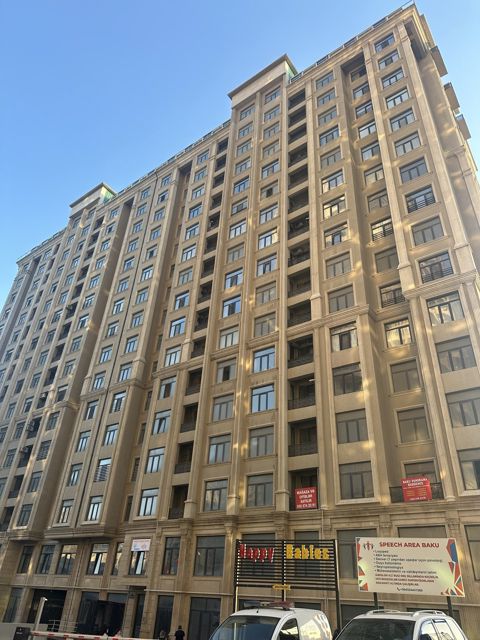 Satılır 4 otaqlı yeni tikili 171 m² — Bakı