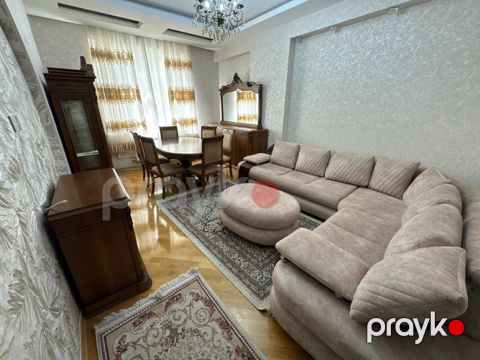 Satılır 3 otaqlı yeni tikili 95 m²