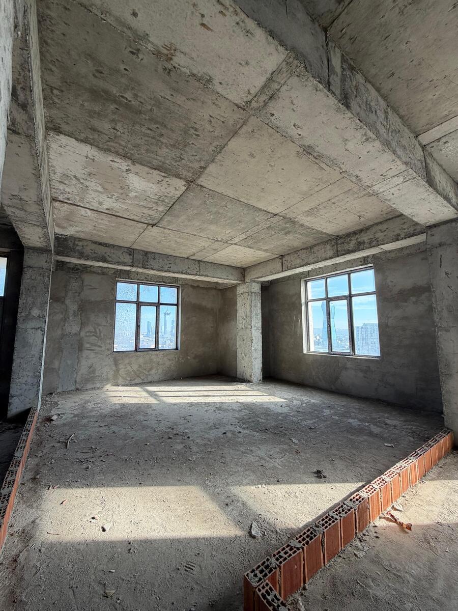Satılır 4 otaqlı yeni tikili 181 m² — Mənzil, Bakı (2)