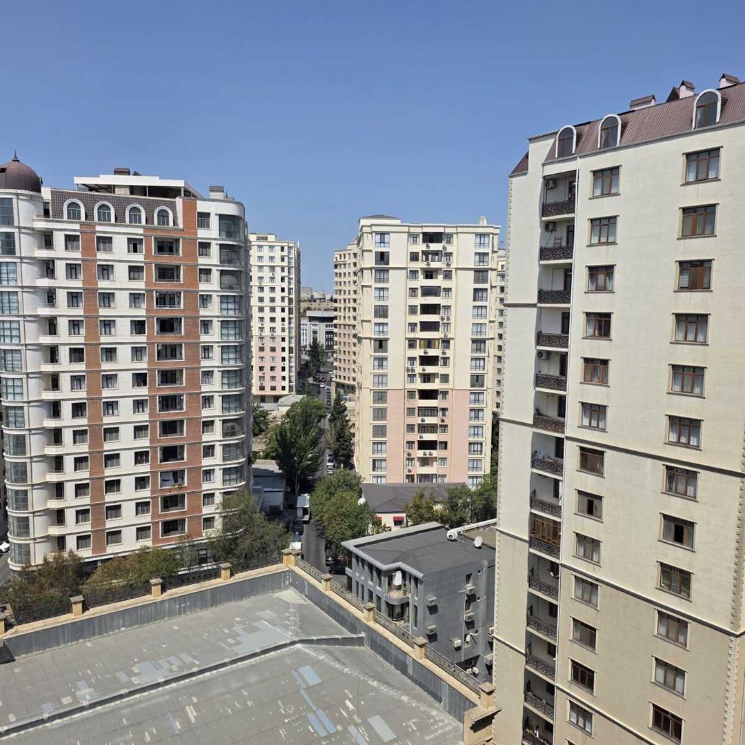 Satılır 3 otaqlı yeni tikili 120 m² — Mənzil, Bakı (2)