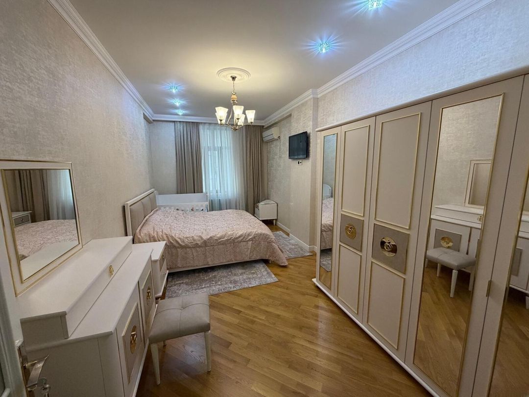 Satılır 3 otaqlı yeni tikili 140 m² — Mənzil, Bakı (5)