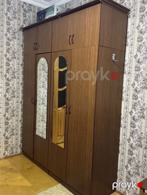 Dördkapılı taxta paltar şkafı - Material: ağac teksturalı laminat