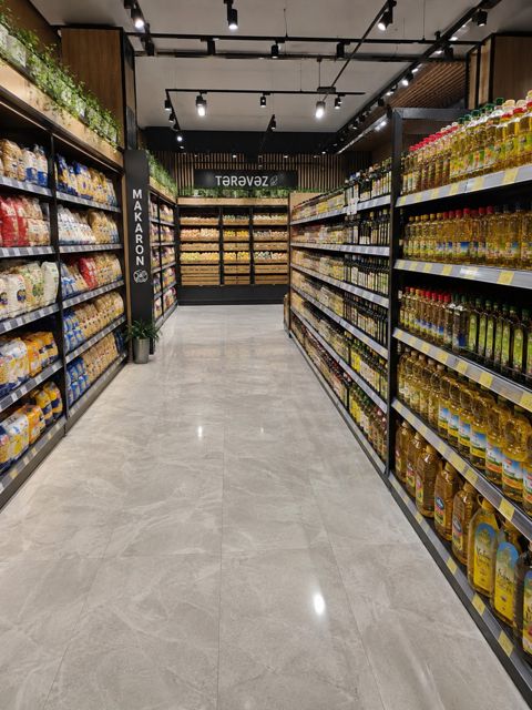 Satılır obyekt 1100 m²