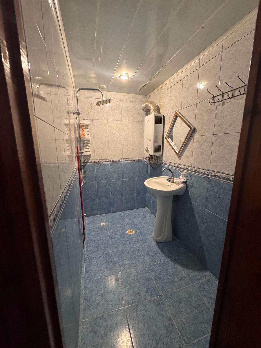 Satılır 2 otaqlı köhnə tikili 65 m² — Mənzil, Bakı (12)