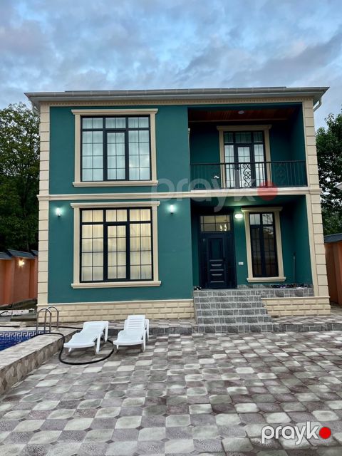 Villa, Qəbələ ş