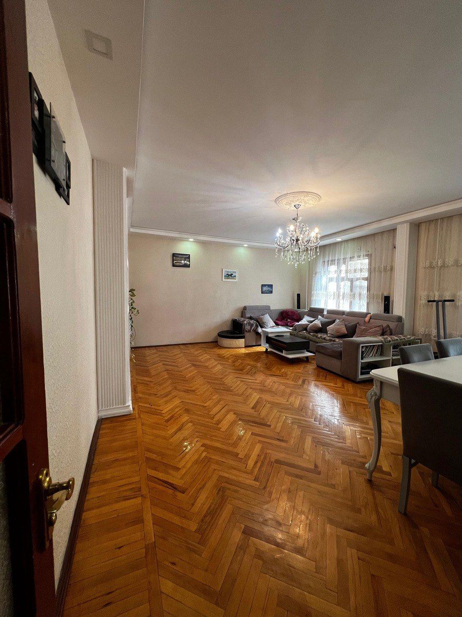 Satılır 5 otaqlı köhnə tikili 130 m² — Mənzil, Bakı (6)