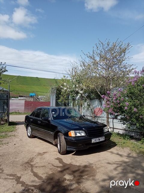 Mercedes C 230, 2.3 L, 1999 il, 240 000 km