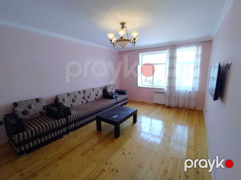 Satılır 3 otaqlı köhnə tikili 75 m²