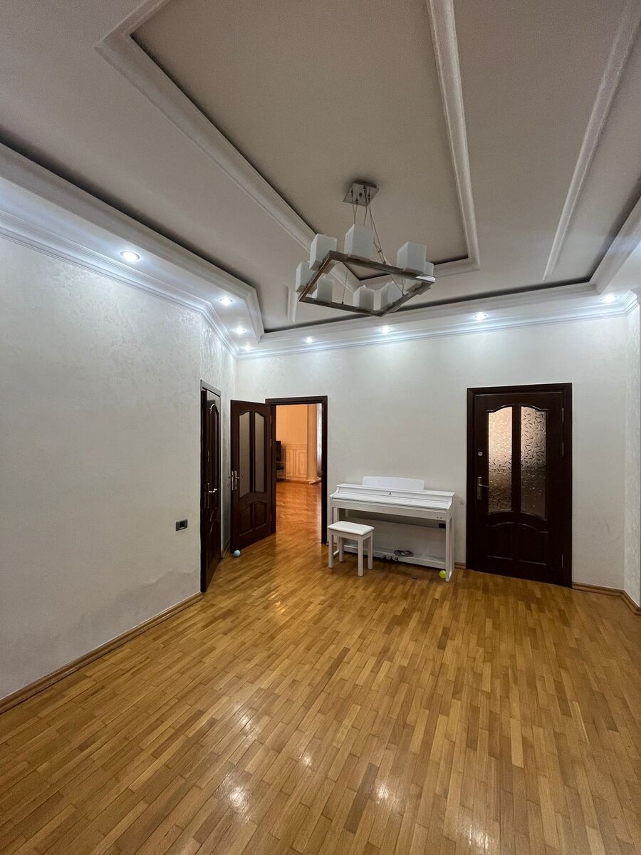 Satılır 4 otaqlı yeni tikili 170 m² — Mənzil, Bakı (11)