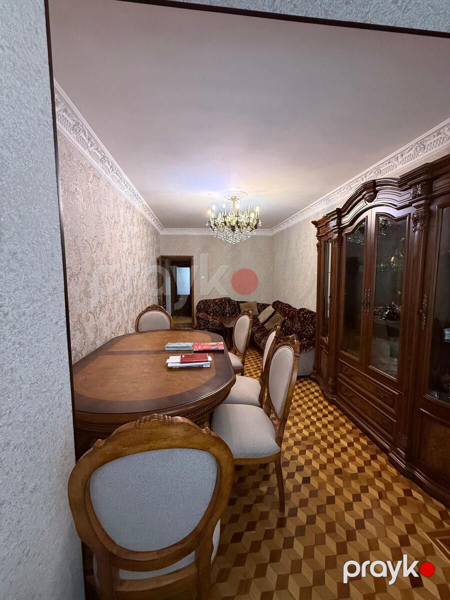 Satılır 5 otaqlı köhnə tikili 130 m² — Mənzil, Bakı (2)