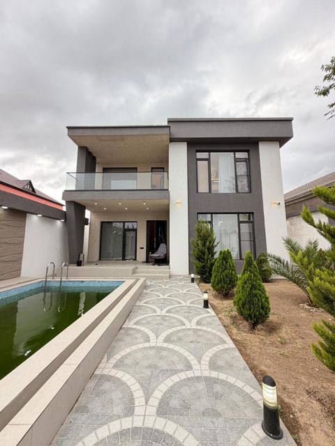 Satılır 5 otaqlı həyət evi/bağ evi 250 m² — Bakı