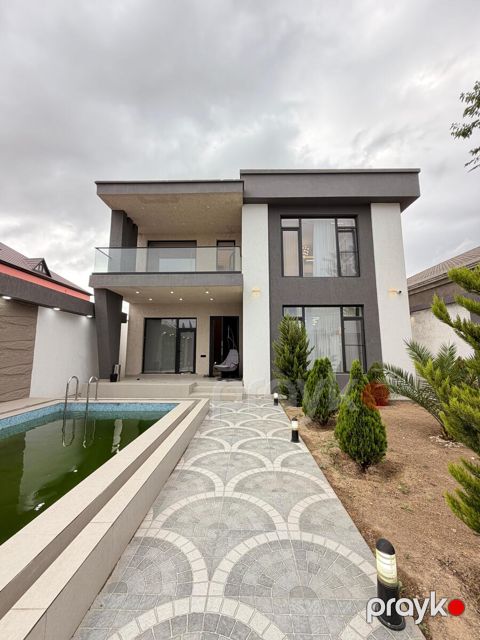 Satılır 5 otaqlı həyət evi/bağ evi 250 m²
