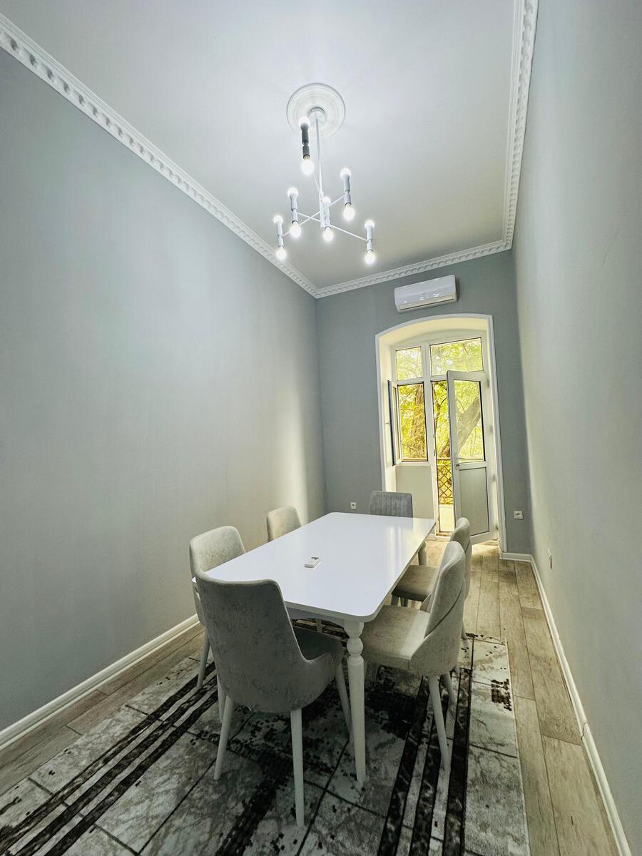 Satılır 4 otaqlı köhnə tikili 125 m² — Mənzil, Bakı (10)