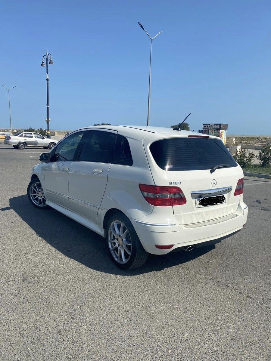 Mercedes B 180, 2009 il — Avtomobillər, Sumqayıt (3)