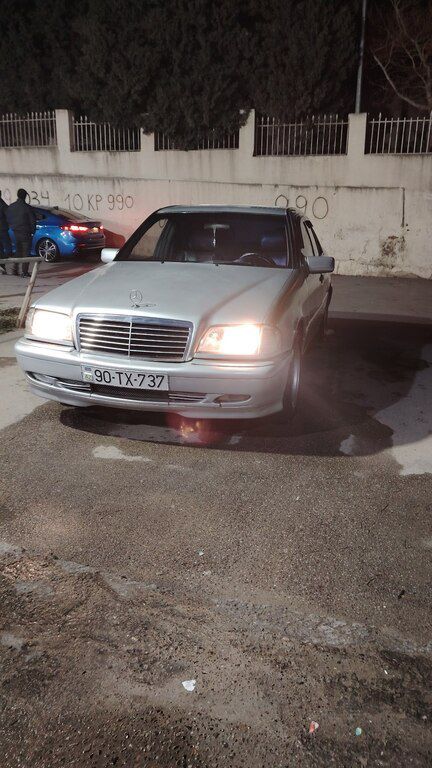 Mercedes C 240, 2.4 L, 1999 il, 51 499 km — Bakı
