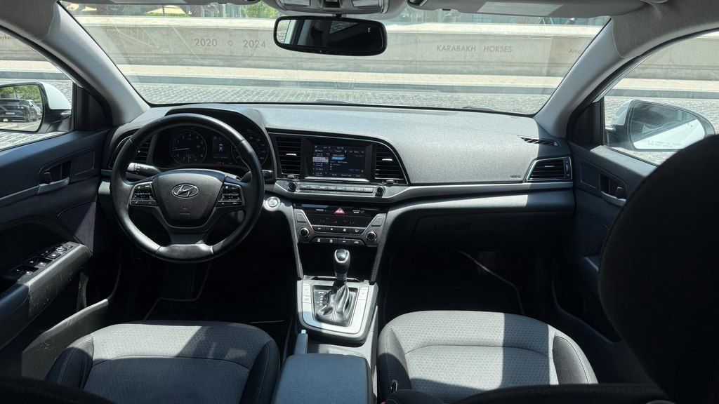 Hyundai Elantra, 2.0 L, 2017 il, 214 043 km — Avtomobillər, Bakı (12)