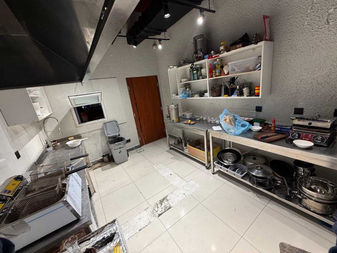 Satılır obyekt 135 m² — Əmlak, Bakı (7)