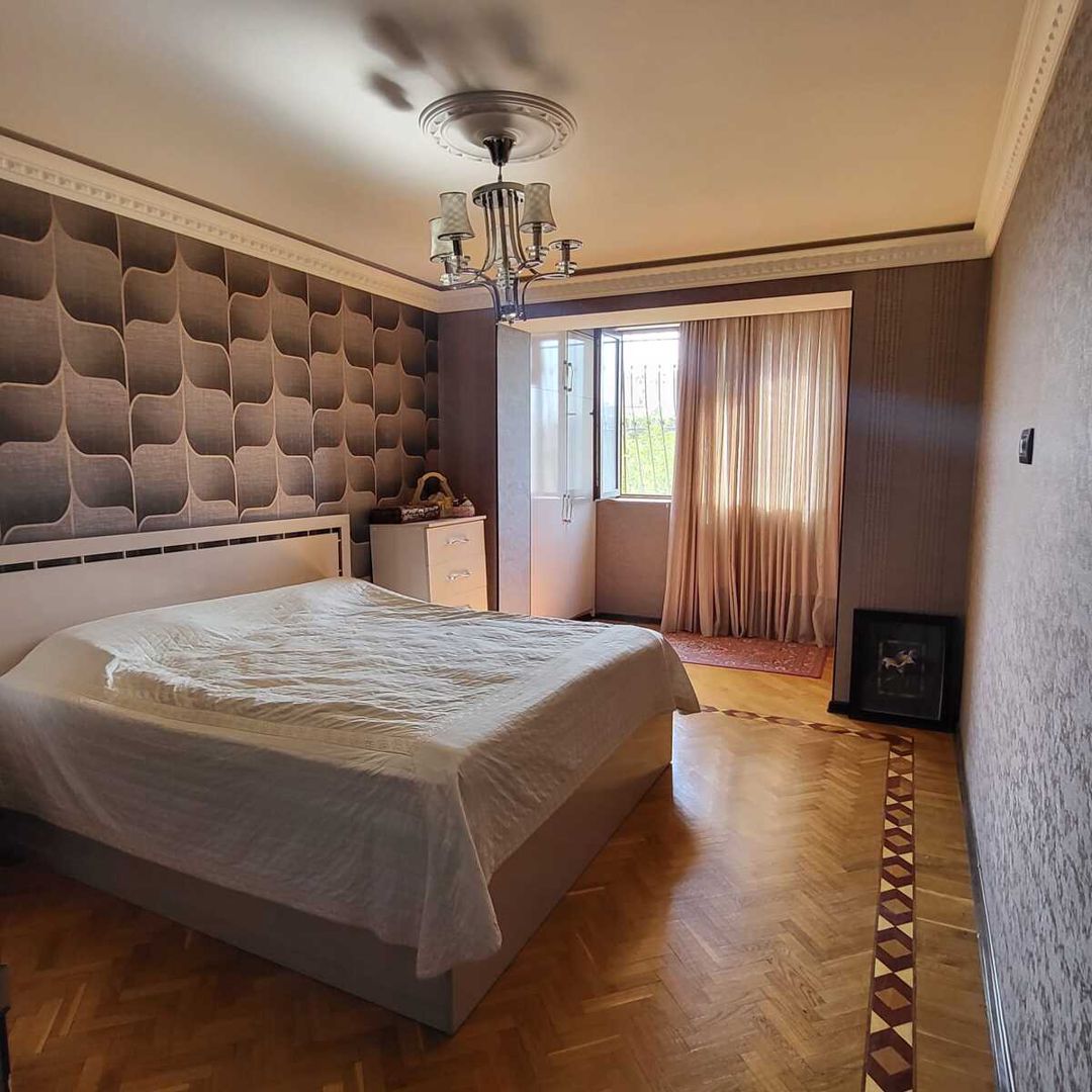 Satılır 4 otaqlı köhnə tikili 110 m² — Mənzil, Bakı (3)