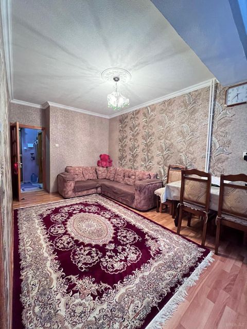 Satılır 2 otaqlı köhnə tikili 42 m² — Bakı