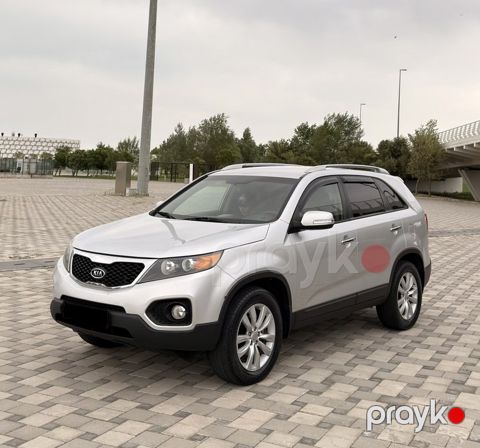 Kia Sorento, 2.0 L, 2011 il, 302 000 km