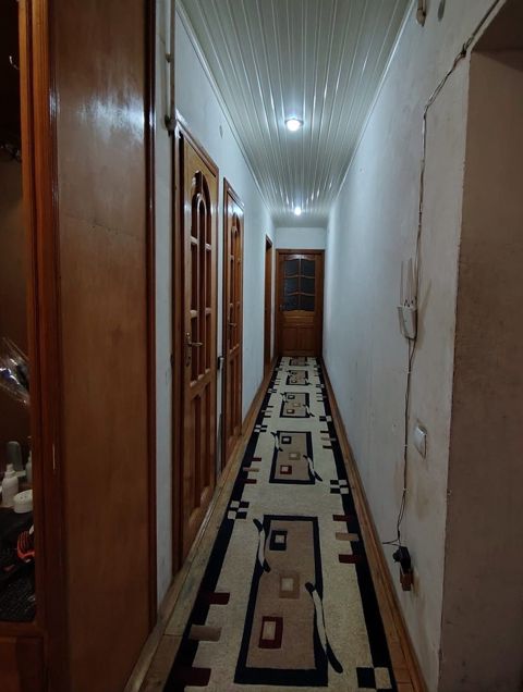 İcarəyə verilir 3 otaqlı köhnə tikili 140 m² — Bakı