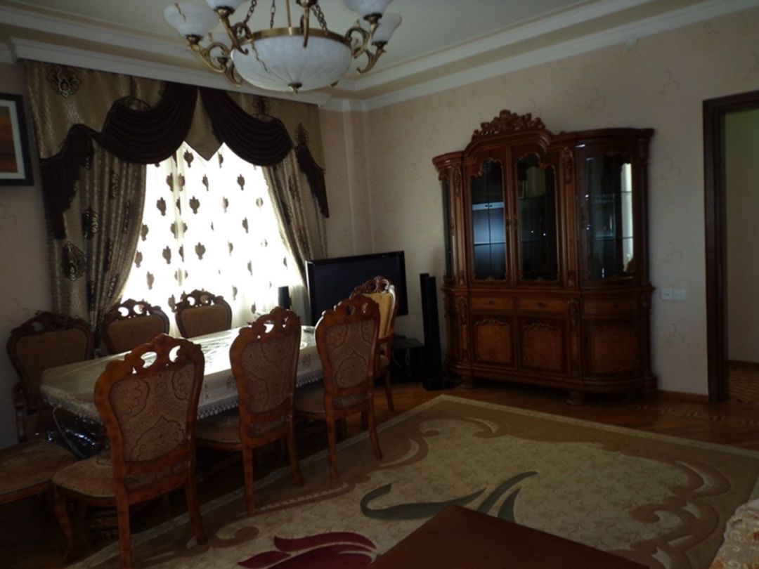 İcarəyə verilir 3 otaqlı yeni tikili 100 m² — Mənzil, Bakı