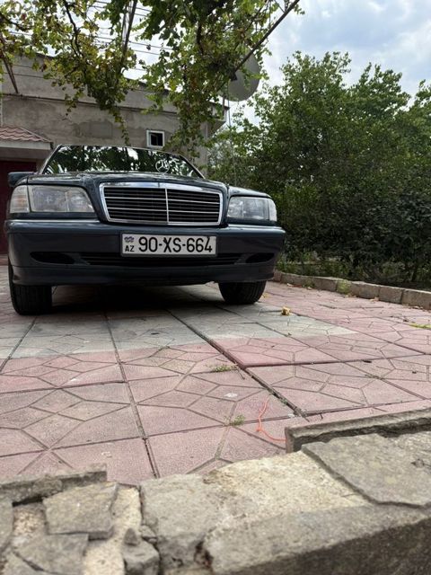 Mercedes C 240, 2.4 L, 2000 il, 247 000 km — Bakı