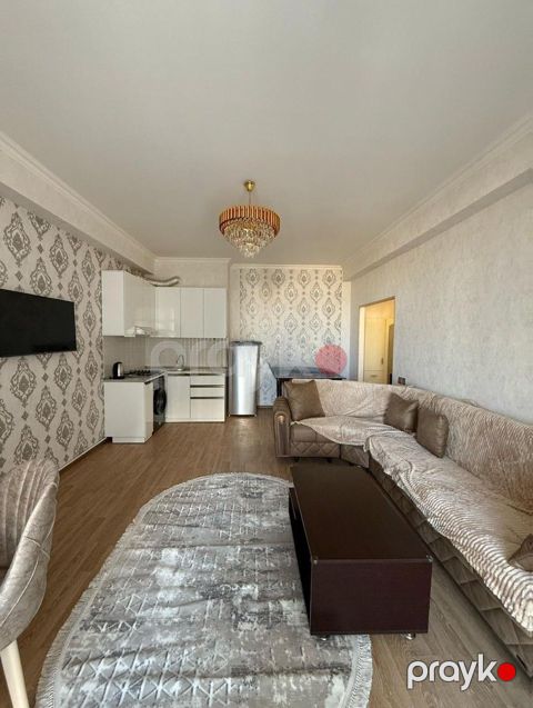 İcarəyə verilir 1 otaqlı yeni tikili 45 m²